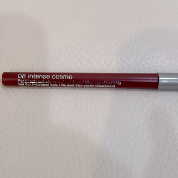 Clinique Makeup Travel Size Bundle in New Condition - Picture 5 of 7